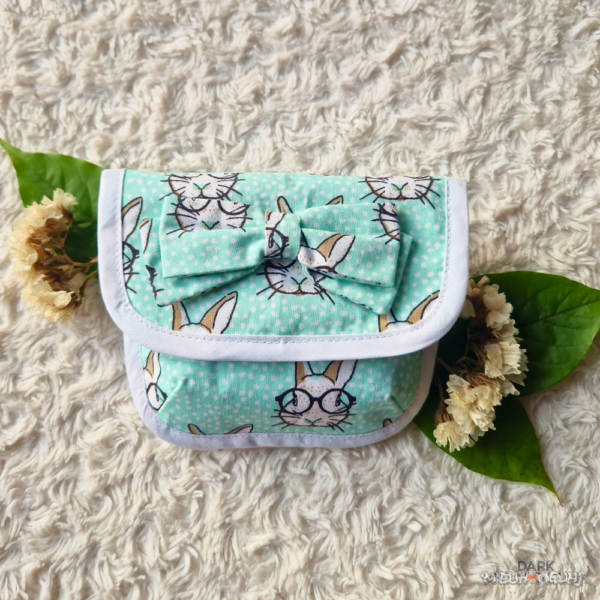 52 Pochette lapinou Hugo